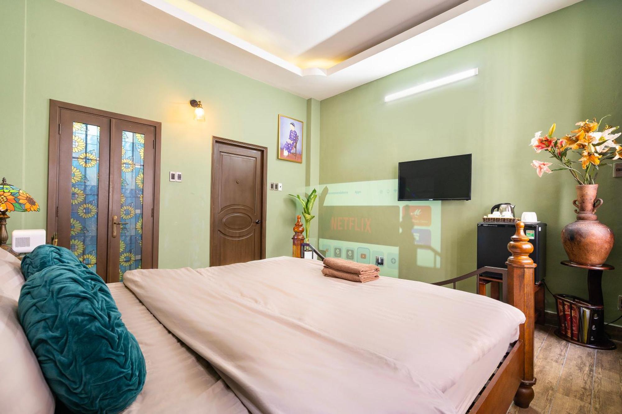 A Little Saigon Hotel - Bui Vien Walking Street Cidade de Ho Chi Minh Exterior foto